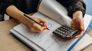 Justificar desplazamientos profesionales: controles antes de liquidar dietas